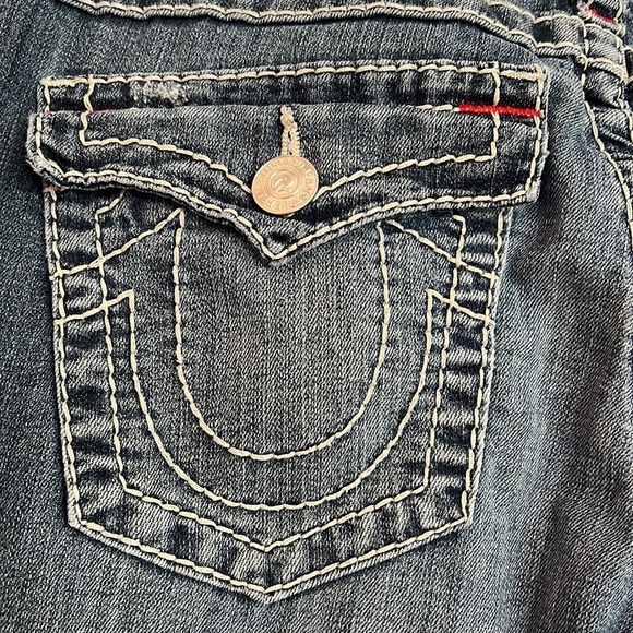 True Religion Flare Jeans 🫶🏻 - Picture 4 of 7